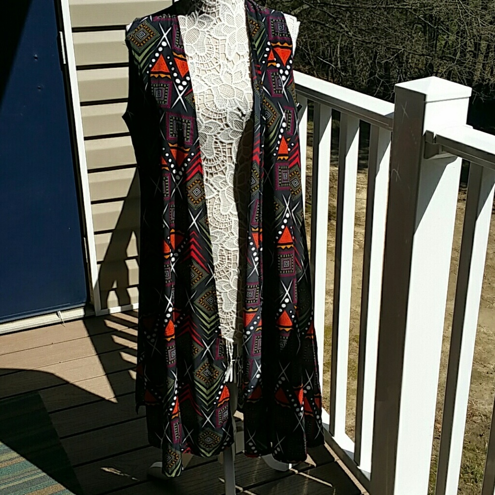Lularoe - Picture 2 of 4